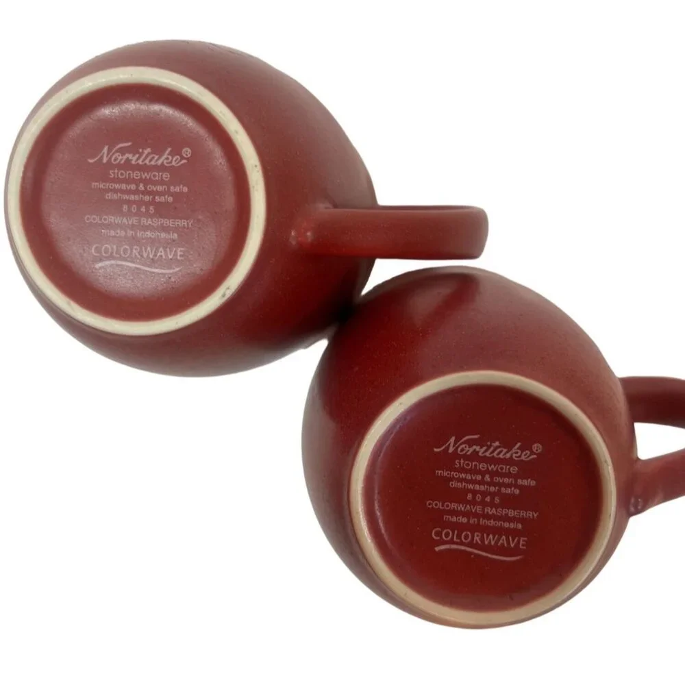 Noritake Colorwave Raspberry Stoneware 2 Mugs Microwave & Dishwasher‎ Safe 12 Oz